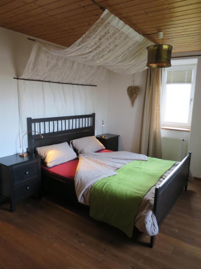 Alpaka-Ferien Apartment Wiechs am Randen Ngoại thất bức ảnh